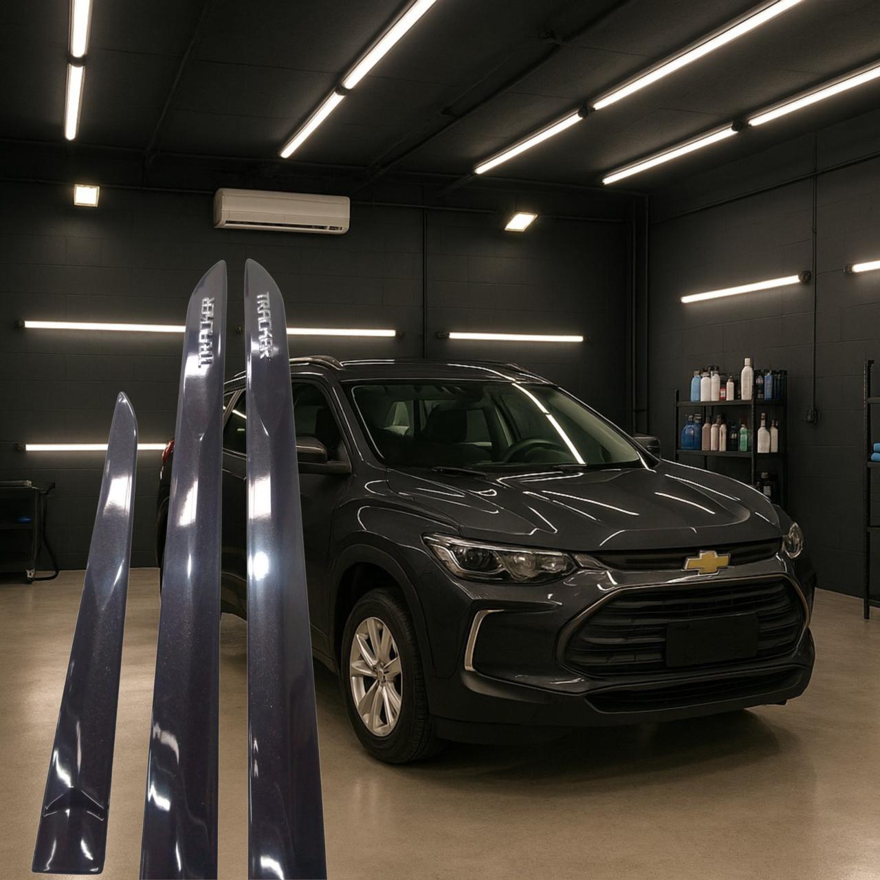 Frisos Laterais Chevrolet TRACKER 2020 a 2025 – Modelo Ponta Facão em Todas as Cores
