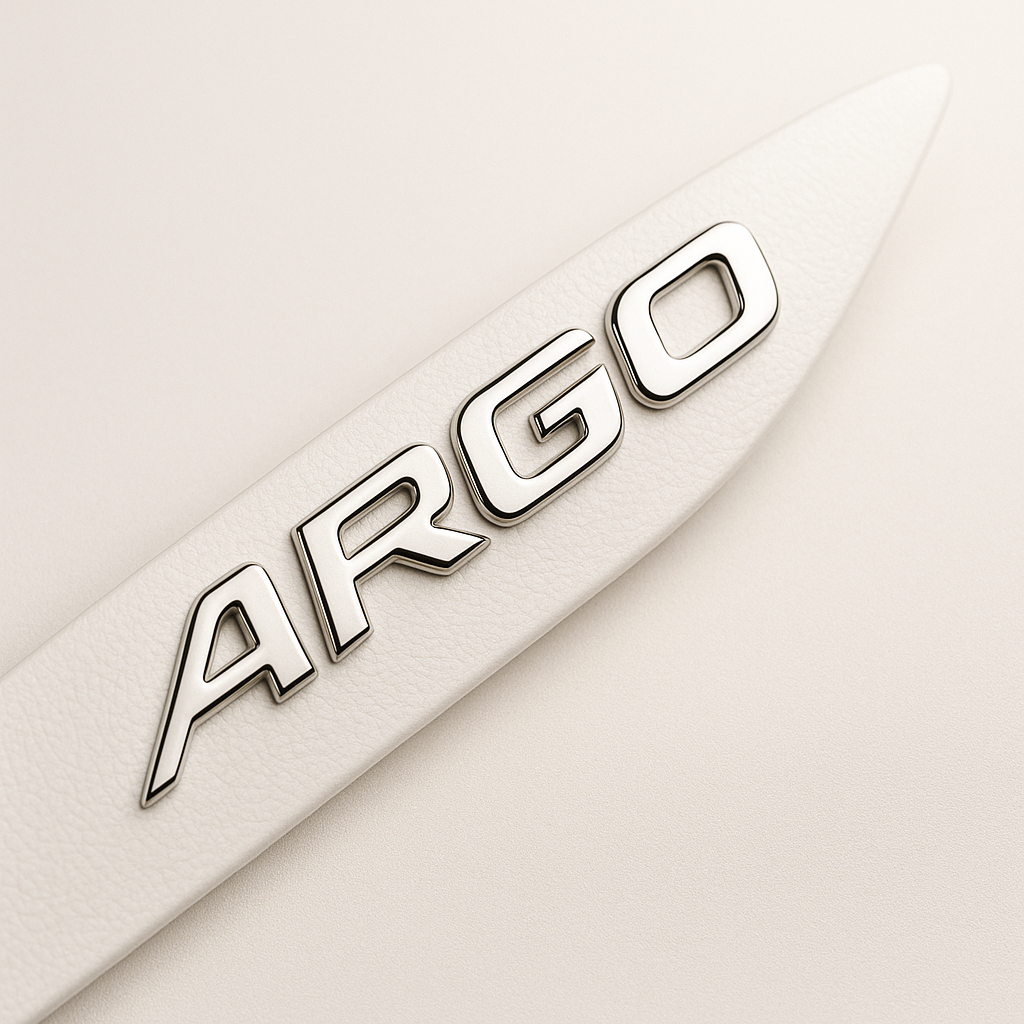 Friso Lateral -Fiat ARGO Branco Banchisa  ¨2017 a 2025¨. ( Ponta Facão )